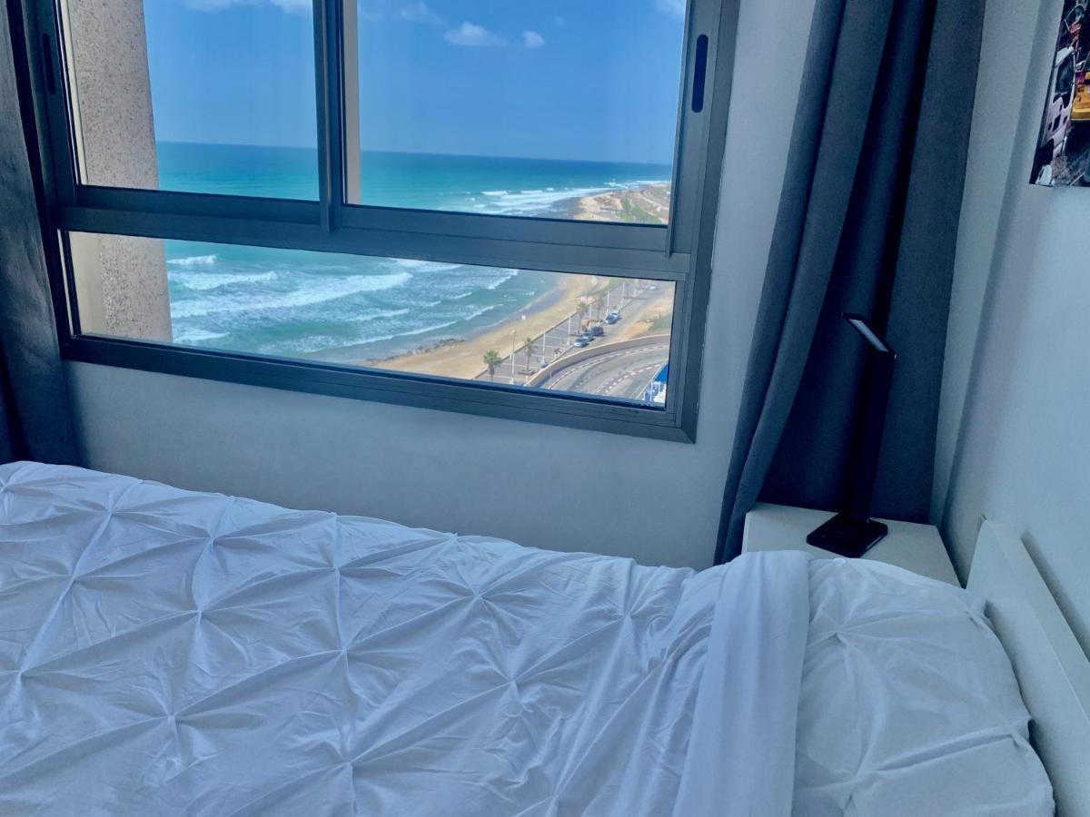 Luxurious Beach apartment Haïfa Extérieur photo